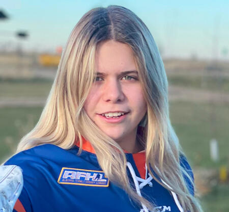 Brook Adams - 2025 goalie - headshot